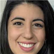 Maestra de Educación Infantil con master en problemas de conducta en centros educativos. Niños infantil y primaria.